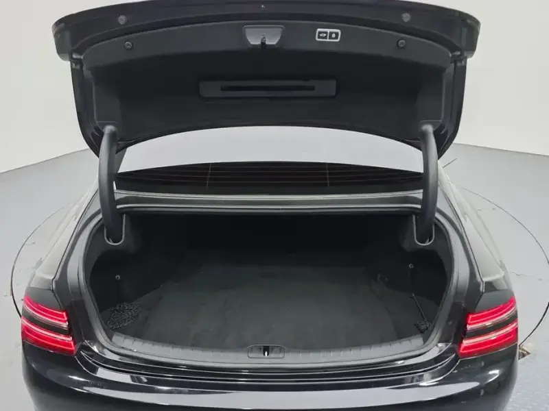 2023 Genesis G80 с пробегом 70 579 км