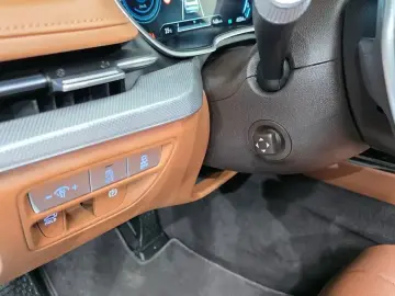 2023 Genesis G80 с пробегом 43 294 км