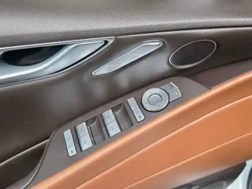 2023 Genesis G80 с пробегом 43 294 км