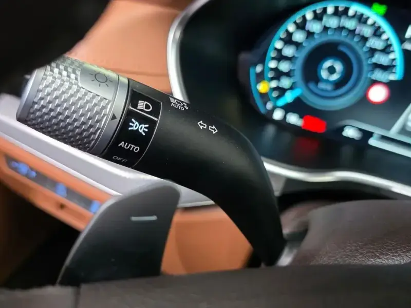 2023 Genesis G80 с пробегом 43 294 км