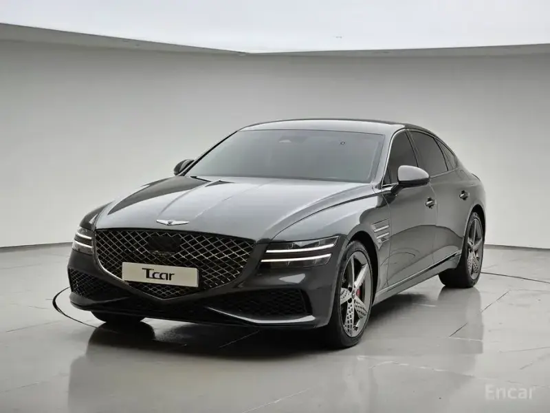 2023 Genesis G80 с пробегом 38 085 км