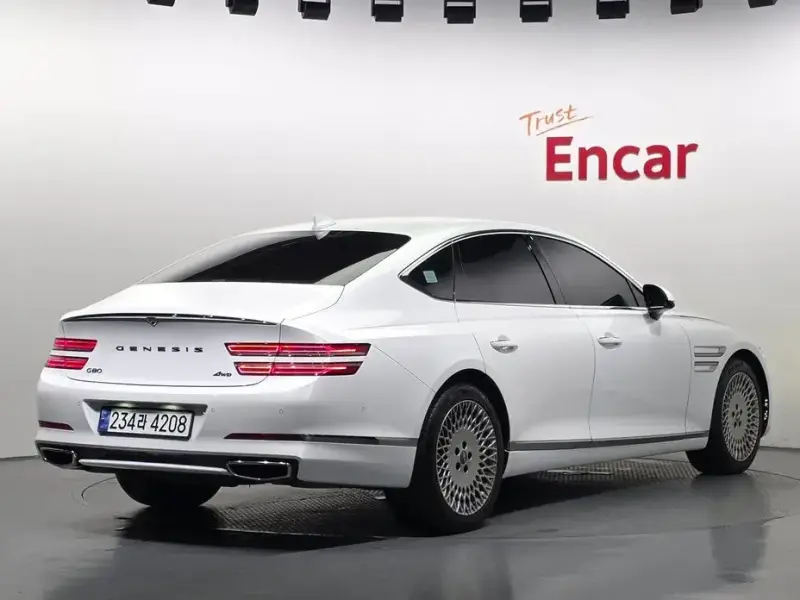 2023 Genesis G80 с пробегом 70 461 км