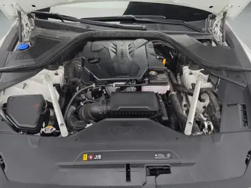 2023 Genesis G80 с пробегом 70 461 км