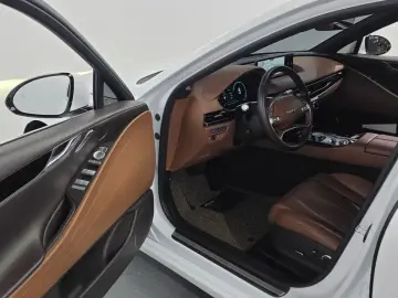 2023 Genesis G80 с пробегом 70 461 км