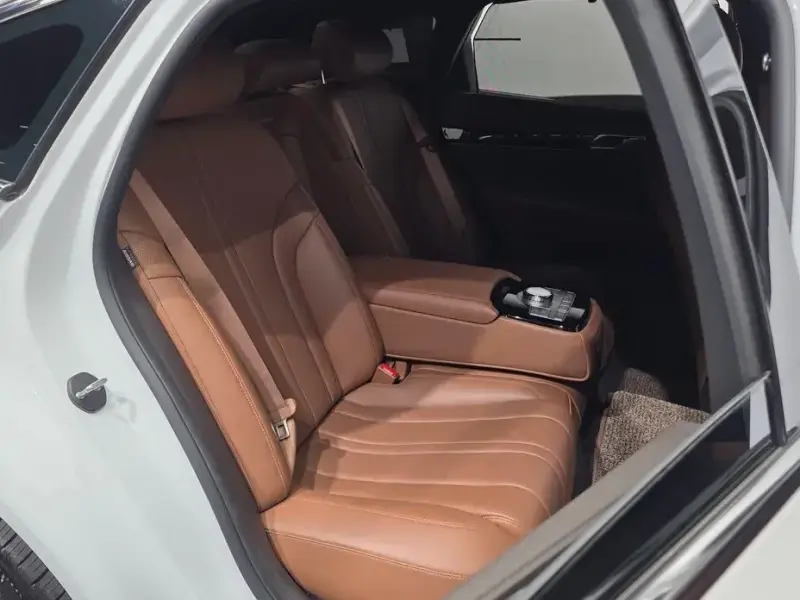 2023 Genesis G80 с пробегом 70 461 км