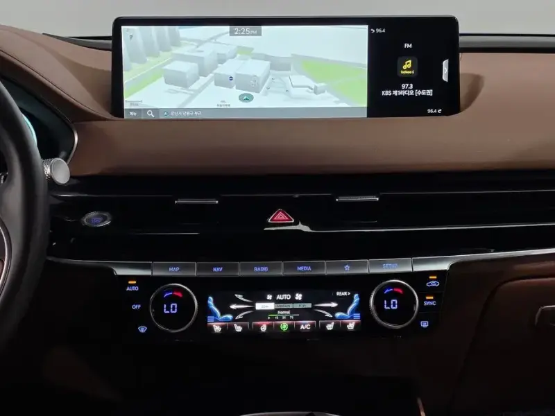2023 Genesis G80 с пробегом 70 461 км