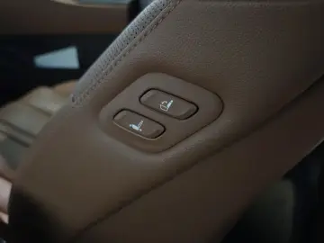 2023 Genesis G80 с пробегом 70 461 км