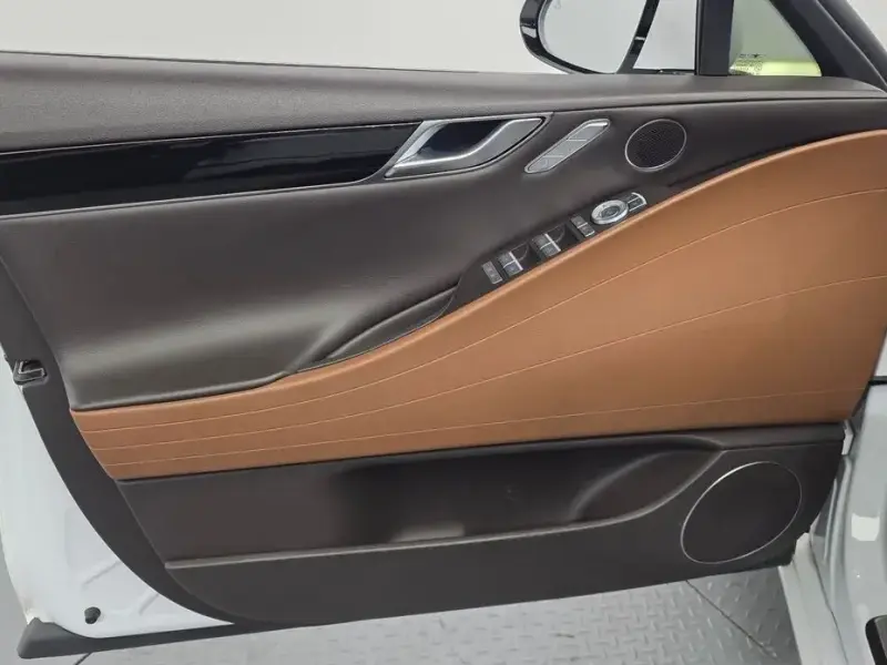 2023 Genesis G80 с пробегом 70 461 км