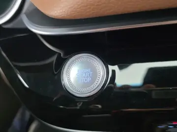2023 Genesis G80 с пробегом 70 461 км