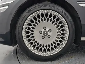 2023 Genesis G80 с пробегом 76 767 км