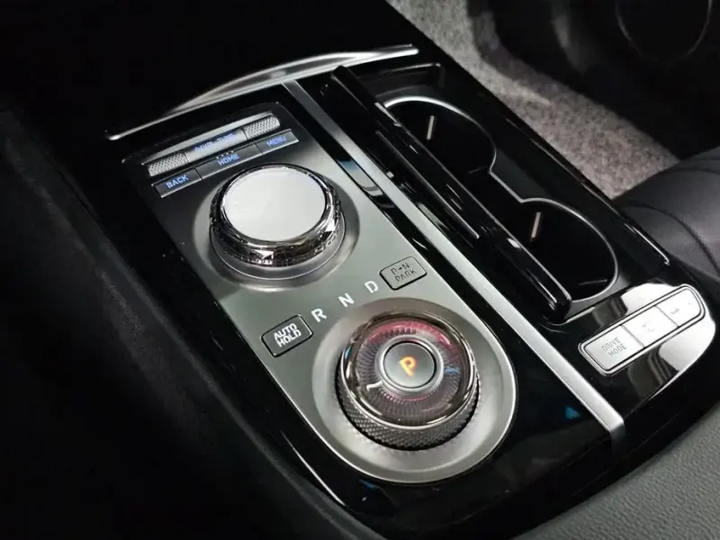 2023 Genesis G80 с пробегом 76 767 км