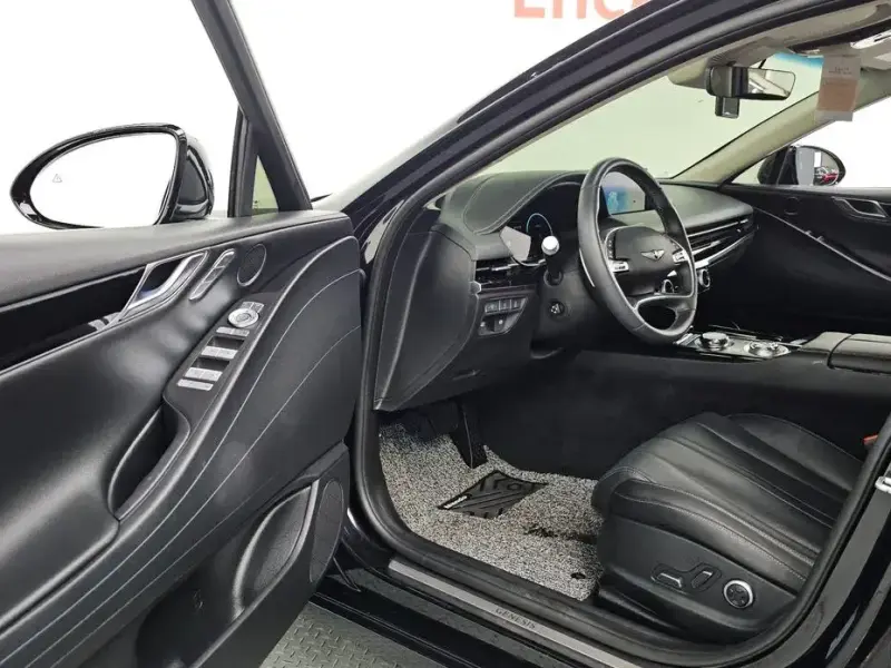 2023 Genesis G80 с пробегом 76 767 км