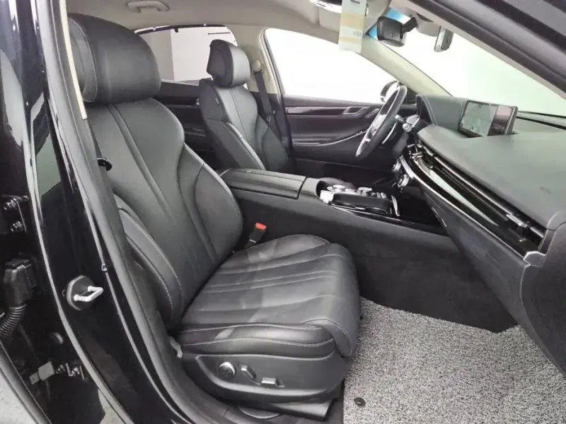 2023 Genesis G80 с пробегом 76 767 км