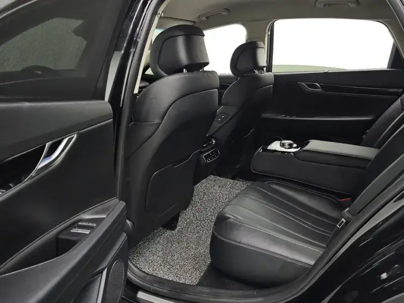 2023 Genesis G80 с пробегом 76 767 км