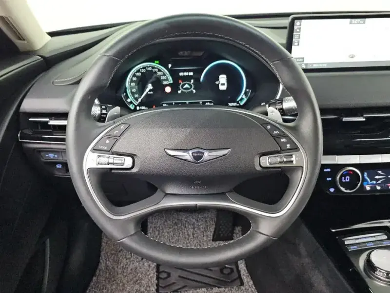 2023 Genesis G80 с пробегом 76 767 км