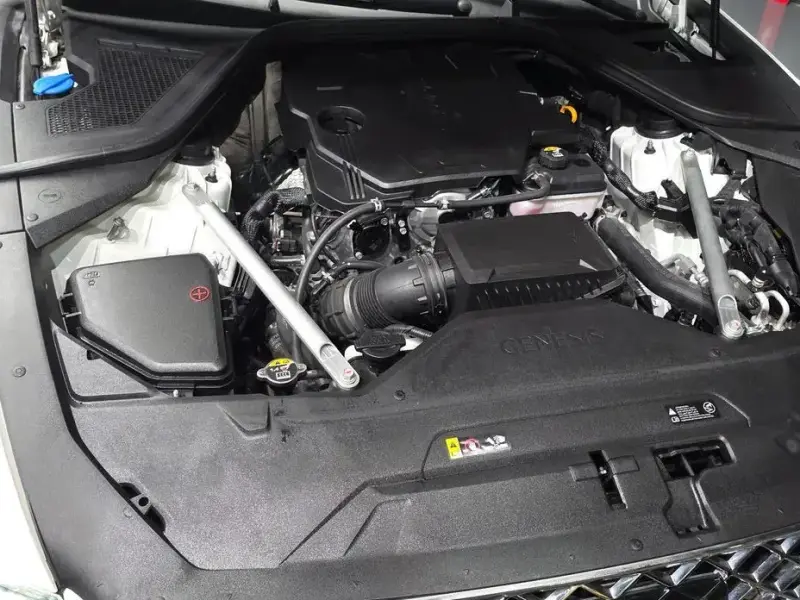 2023 Genesis G80 с пробегом 13 748 км