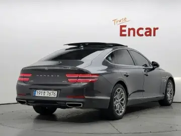 2023 Genesis G80 с пробегом 35 572 км