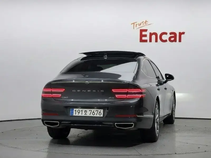 2023 Genesis G80 с пробегом 35 572 км