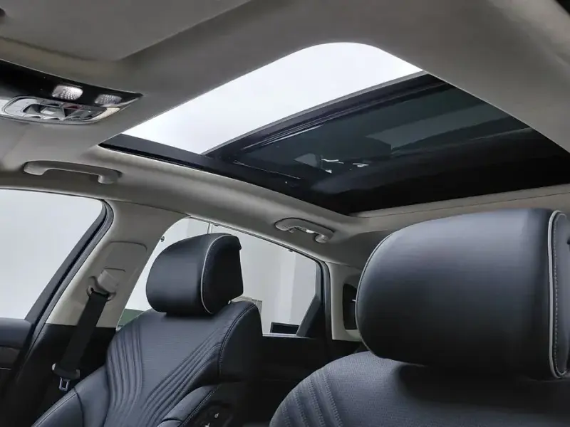 2023 Genesis G80 с пробегом 35 572 км