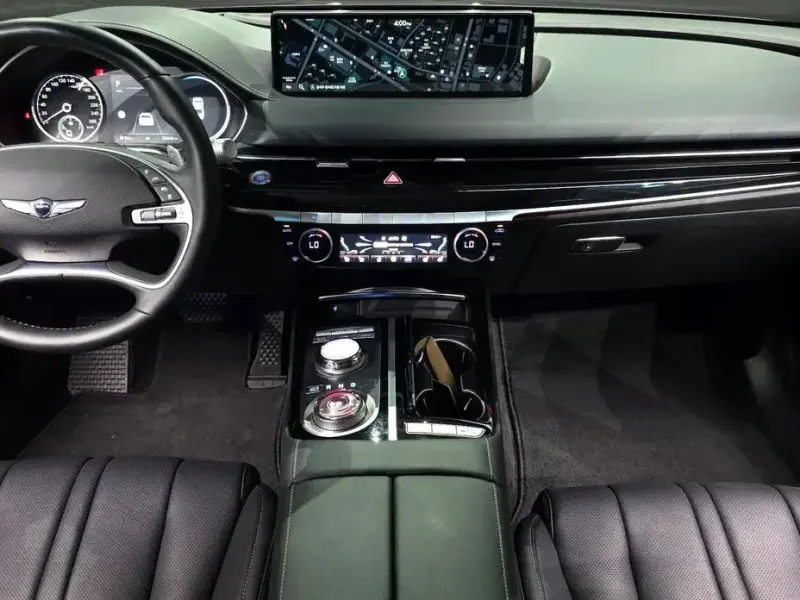 2023 Genesis G80 с пробегом 93 876 км