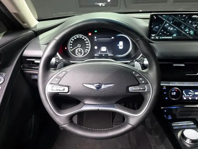 2023 Genesis G80 с пробегом 93 876 км