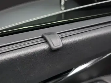 2023 Genesis G80 с пробегом 93 876 км