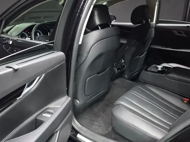 2023 Genesis G80 с пробегом 93 876 км
