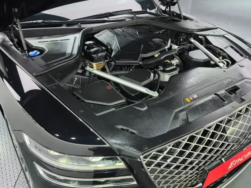 2023 Genesis G80 с пробегом 67 546 км