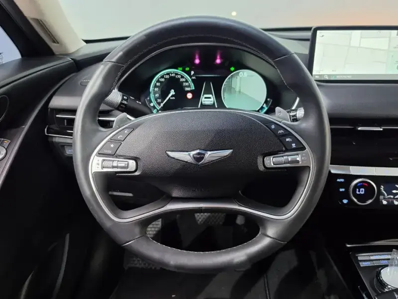 2023 Genesis G80 с пробегом 67 546 км