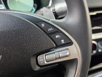 2023 Genesis G80 с пробегом 67 546 км