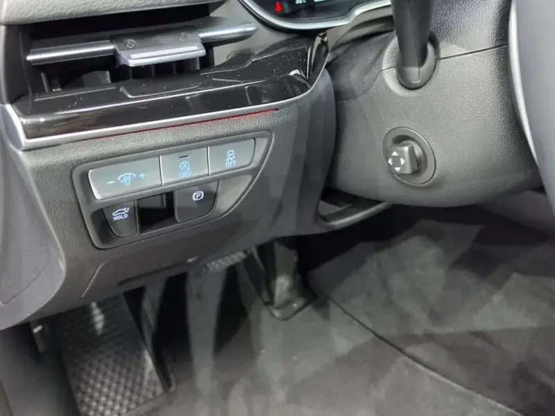 2023 Genesis G80 с пробегом 67 546 км