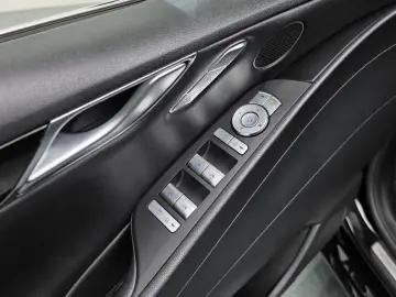 2023 Genesis G80 с пробегом 67 546 км