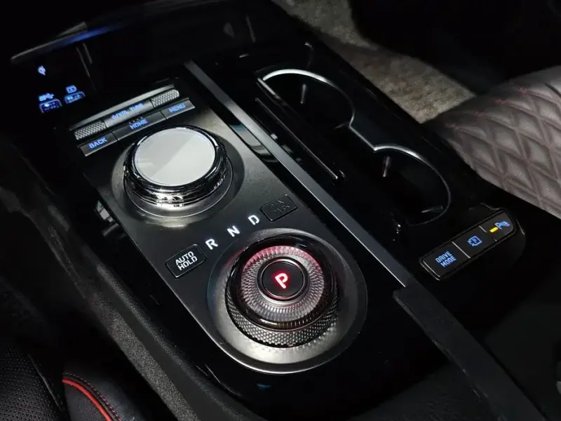 2023 Genesis G80 с пробегом 44 261 км