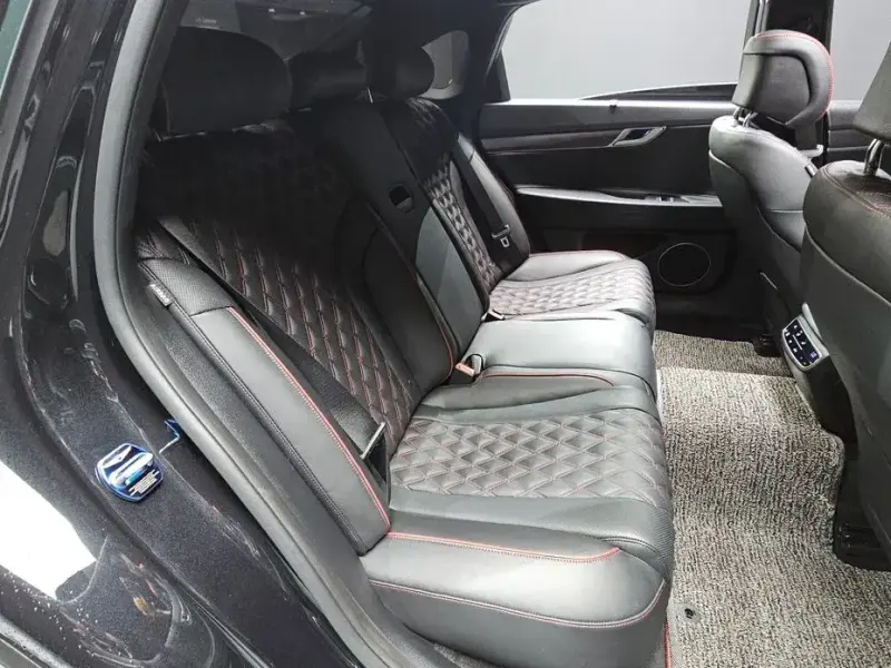 2023 Genesis G80 с пробегом 44 261 км