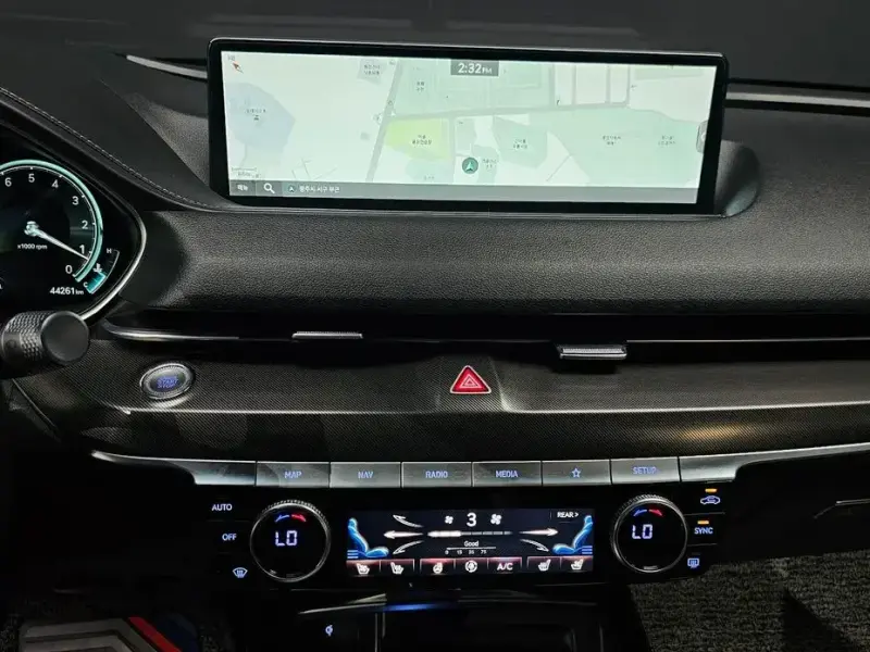 2023 Genesis G80 с пробегом 44 261 км