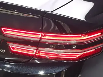 2023 Genesis G80 с пробегом 44 261 км