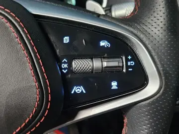 2023 Genesis G80 с пробегом 44 261 км