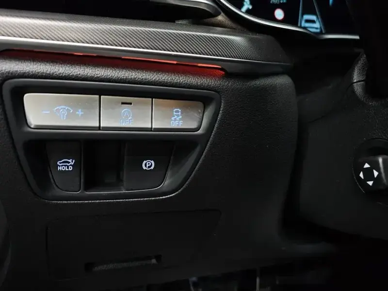2023 Genesis G80 с пробегом 44 261 км