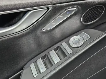 2023 Genesis G80 с пробегом 44 261 км