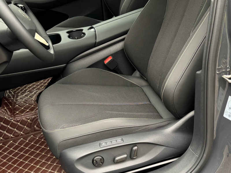 2024 Volkswagen ID.Unyx с пробегом 11 033 км