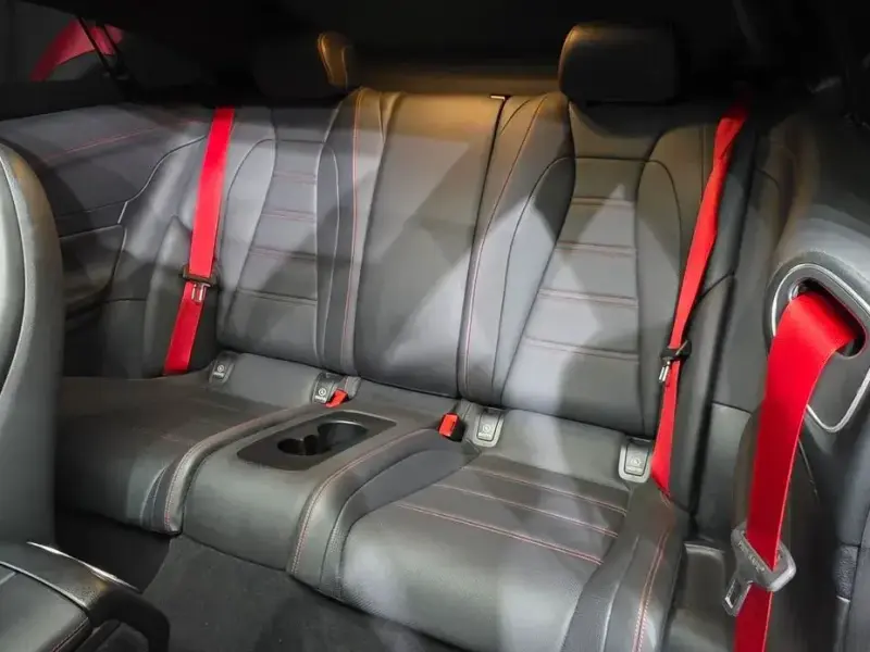 2021 Mercedes-Benz E-Класс с пробегом 99 606 км