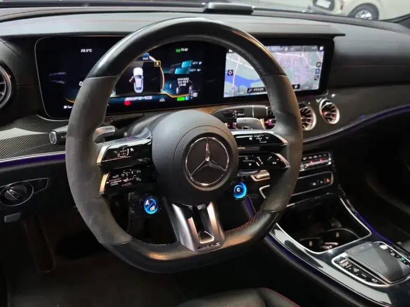 2021 Mercedes-Benz E-Класс с пробегом 99 606 км