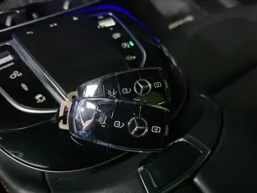 2021 Mercedes-Benz E-Класс с пробегом 99 606 км