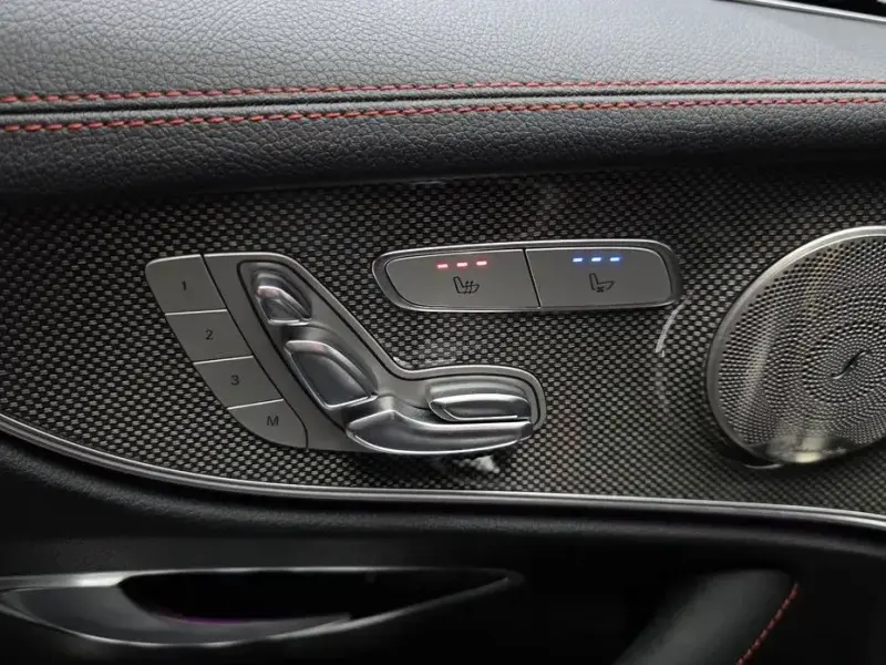 2021 Mercedes-Benz E-Класс с пробегом 99 606 км