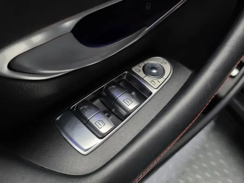 2021 Mercedes-Benz E-Класс с пробегом 99 606 км