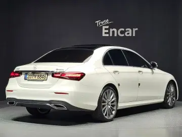 2022 Mercedes-Benz E-Класс с пробегом 52 676 км
