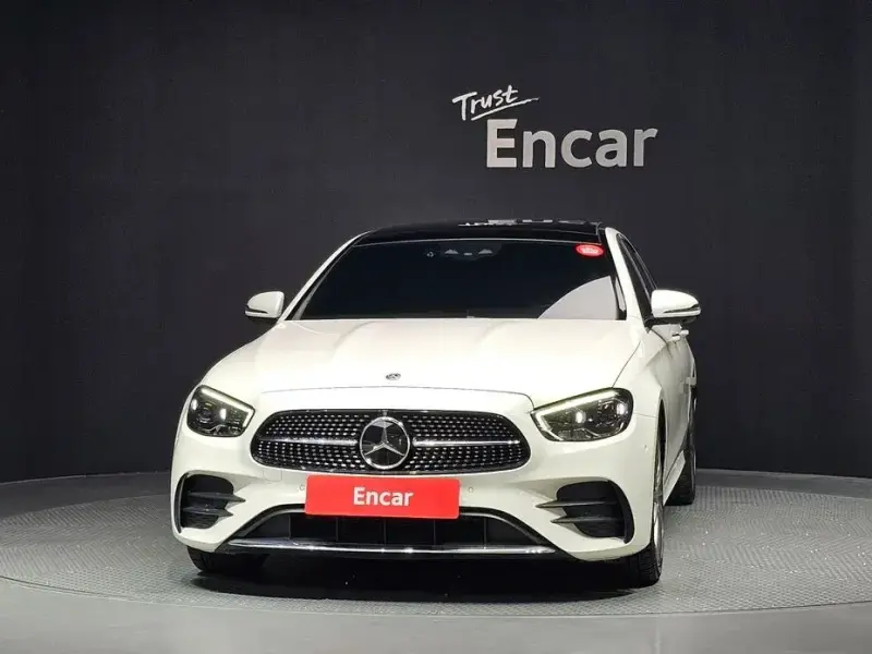 2022 Mercedes-Benz E-Класс с пробегом 52 676 км