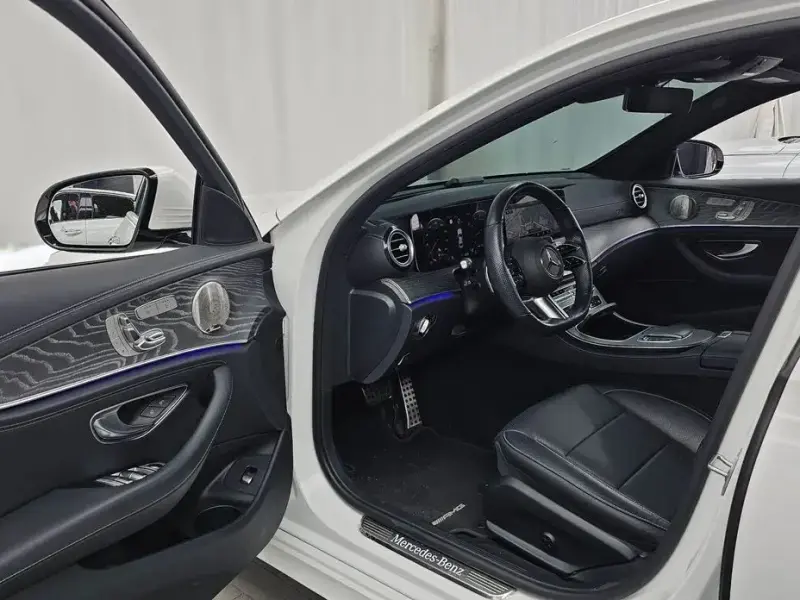 2022 Mercedes-Benz E-Класс с пробегом 52 676 км