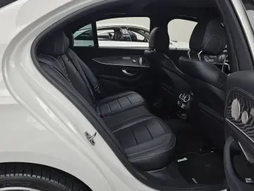 2022 Mercedes-Benz E-Класс с пробегом 52 676 км