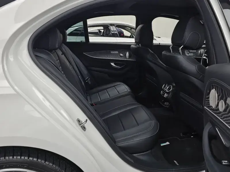2022 Mercedes-Benz E-Класс с пробегом 52 676 км